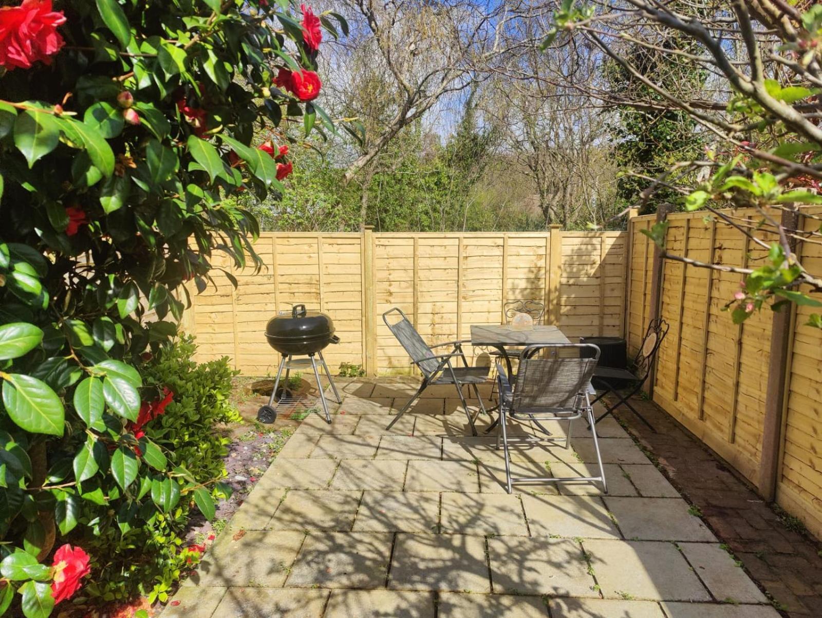 Beautiful Bexhill Cottage With Garden 3 Mins Walk To Beach 외부 사진
